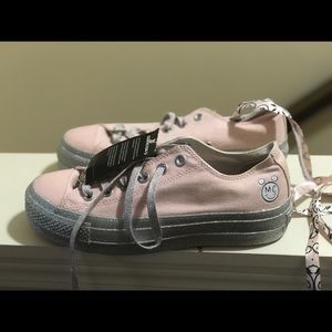 Miley Cyrus x Converse glitter sneakers